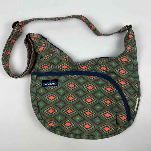 Kavu Handbags - KAVU Side Saddle Crossbody Shoulder Bag Limited Edition Aztec Geometric Print
